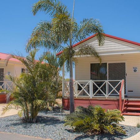 Outback Oasis Caravan Park Carnarvon Esterno foto