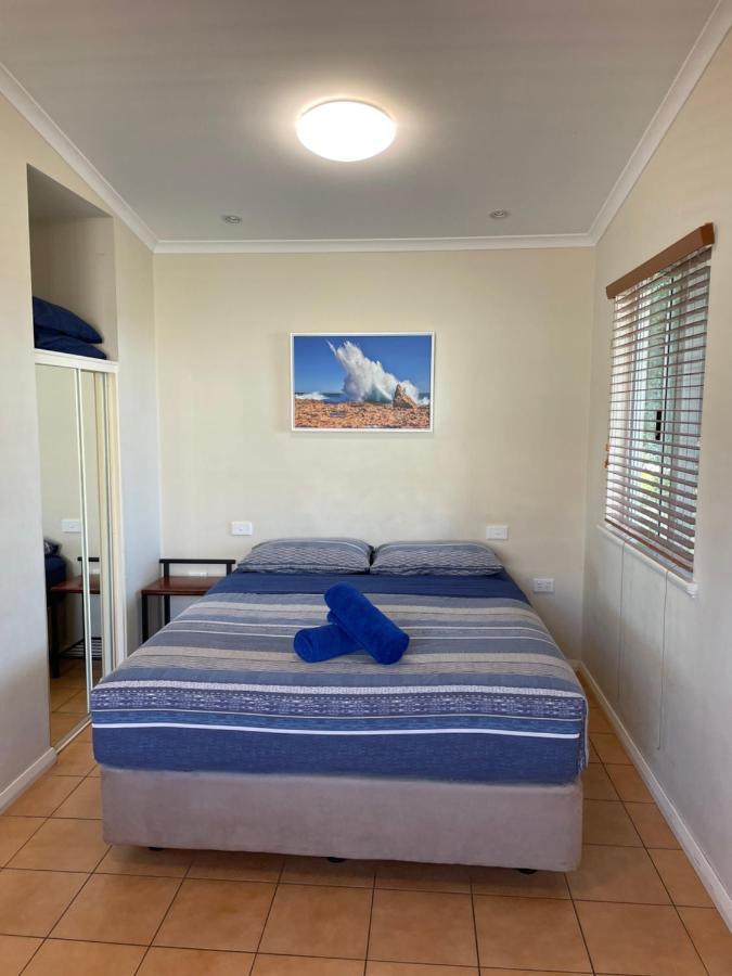 Outback Oasis Caravan Park Carnarvon Esterno foto